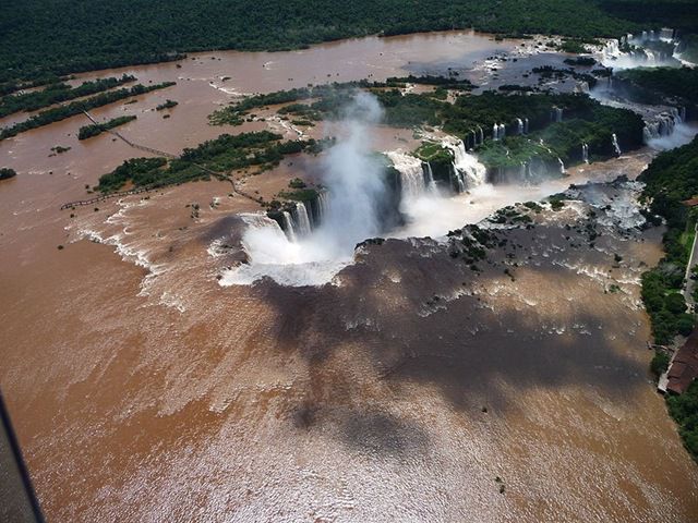 Водопад Игуасу и Глотка Дьявола