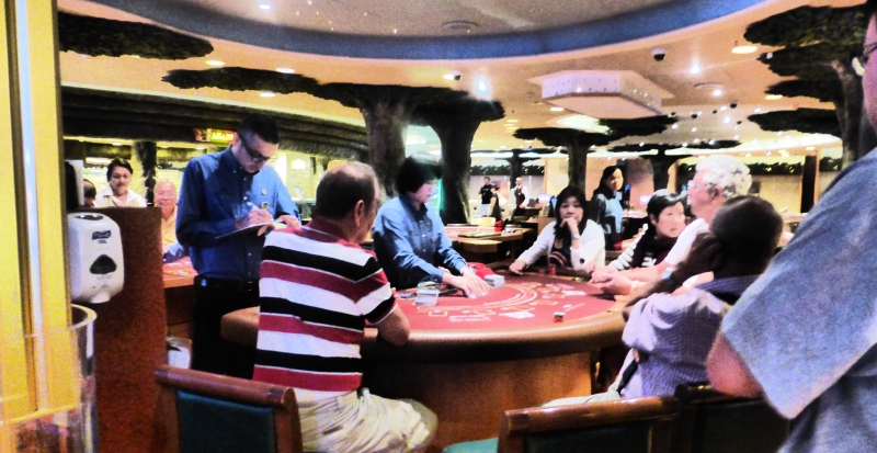 Праздничный круиз Sapphire Princess по Юго-Восточной Азии 23.02-10.03.15
