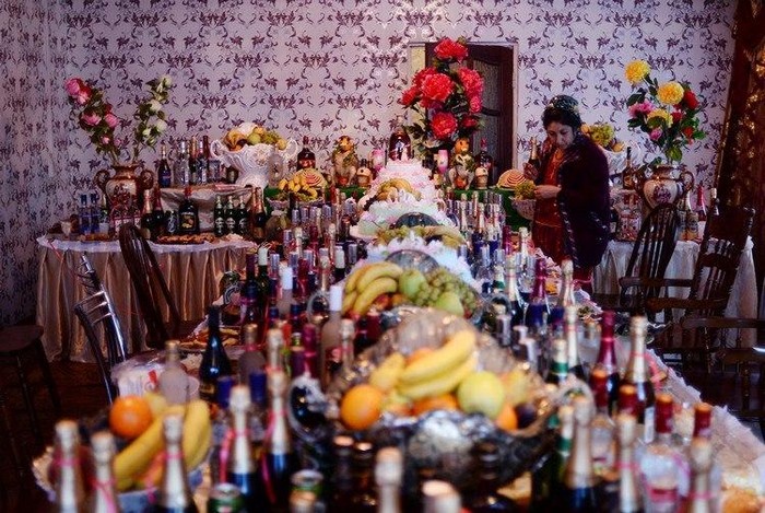 Цыганские свадьба и похороны: кич, блеск и страсти Цыганские свадьба и похороны: кич, блеск и страсти