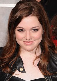 Дженнифер Стоун