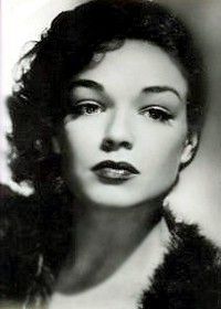 Симона Синьоре