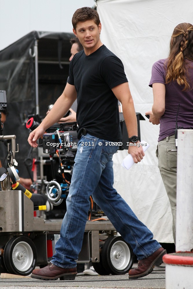 110712PI1-SUPERNATURAL-SEASON7-06 (2).jpg