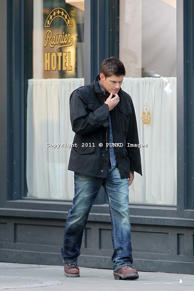 110811PI1-SUPERNATURAL-BROS-ONSET-05.jpg