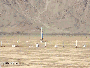 1316796031_closecall_rocket_crash.gif