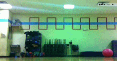 1317984775_exercise_balls_collision.gif