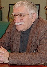 Армен Джигарханян