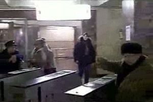 Сотрудник полиции метрополитена