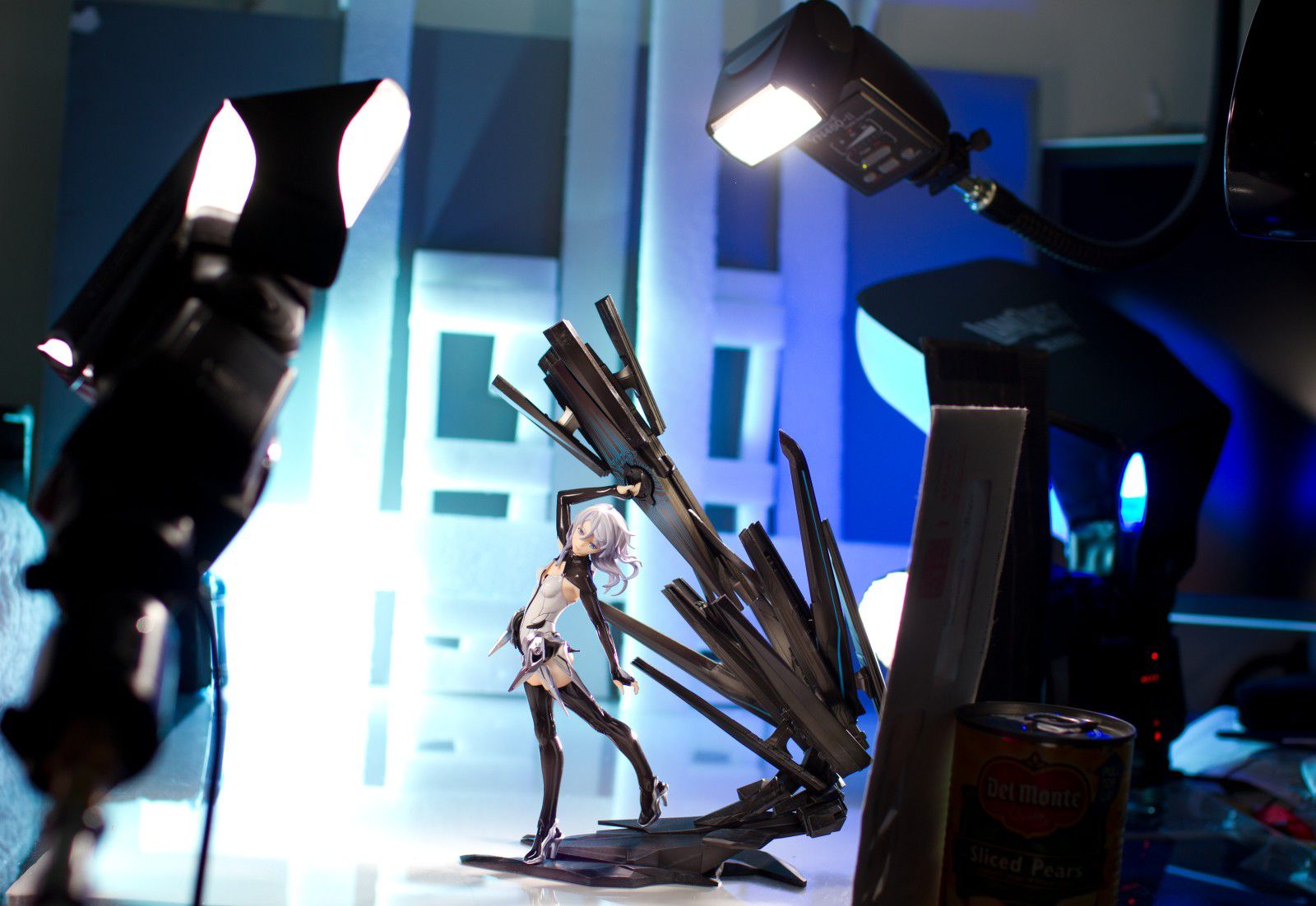 Beatless lacia figure