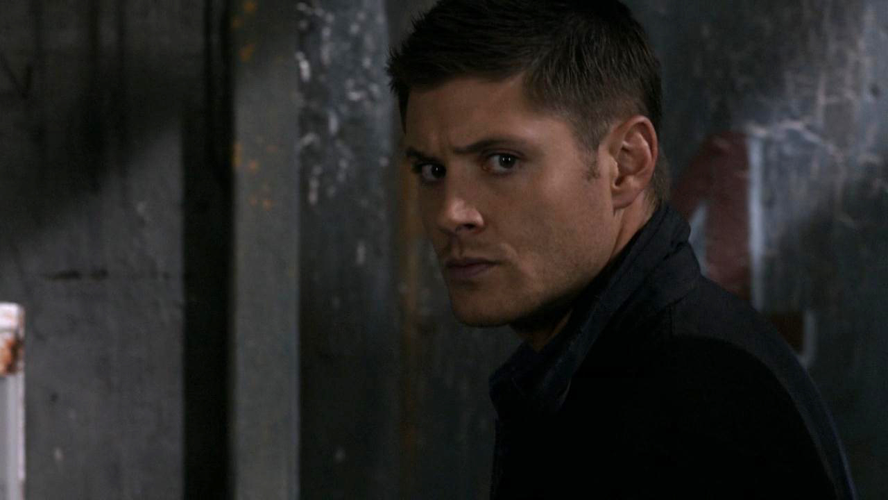 5x08 Changing Channels 39.54.jpg