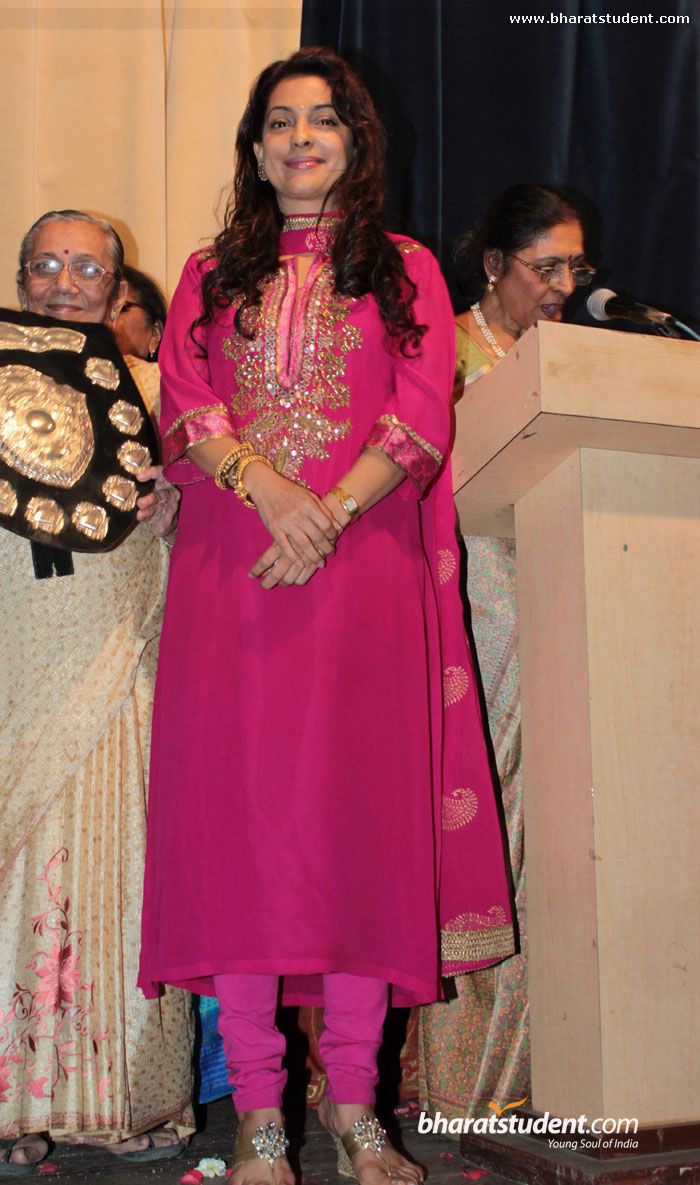 juhi-chawla-ak-munshi-yojana_006.jpg