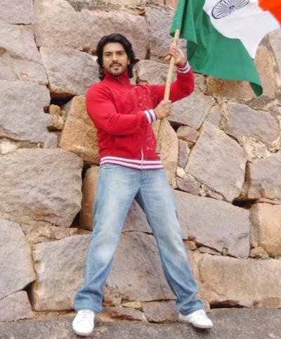 RAM CHARAN UNFURLS THE FLAG FOR TIMES OF INDIA,15.09.2008.jpg