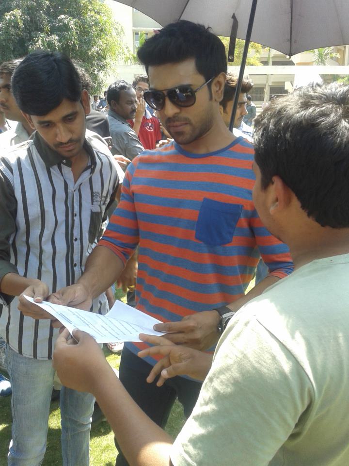RAMCHARAN YEVADU WORKING STILLS A2ZSONGSN 08.03.2103EW (2).jpg