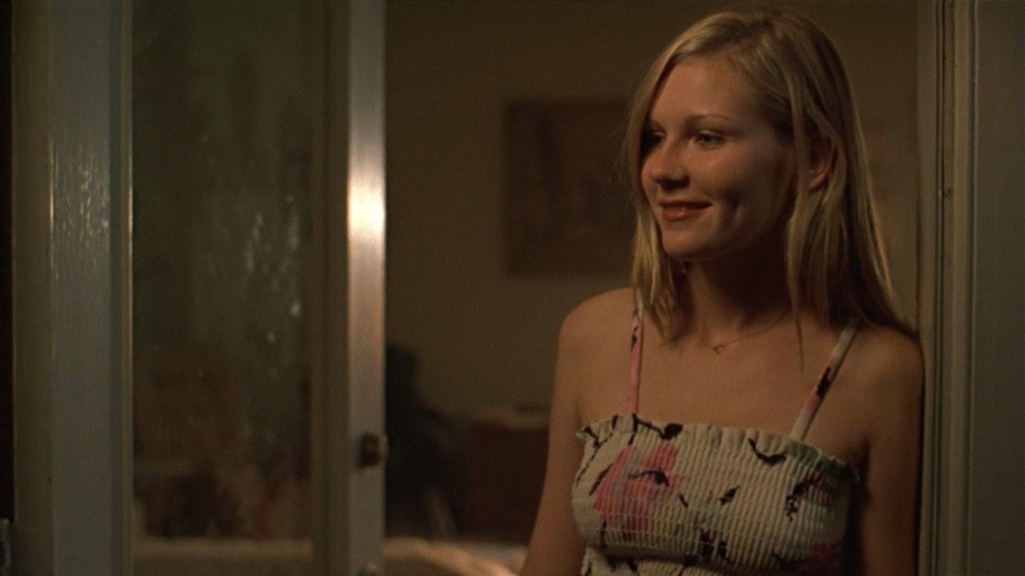 The Virgin Suicides.1999.BDRip-AVC.eFK.mkv_snapshot_01.21.55_[2014.07.25_22.44.39].png