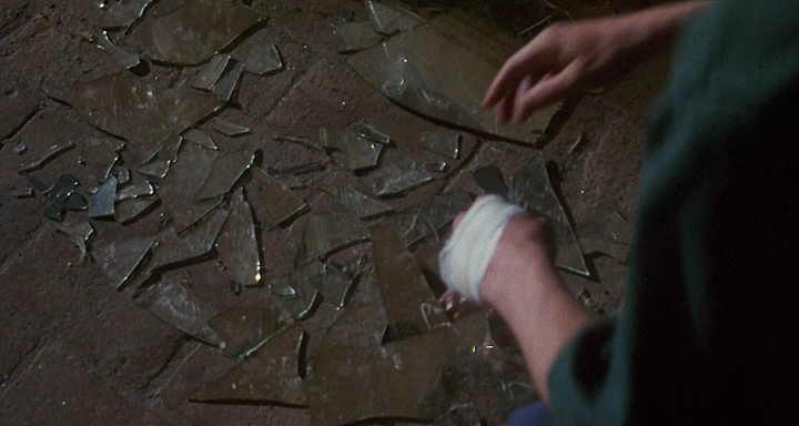Castle Freak (1995)[(051663)19-32-11].PNG