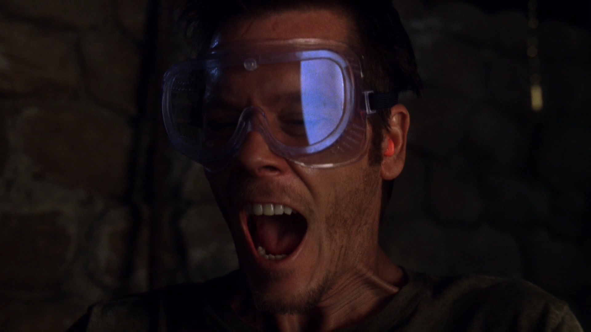 Дальше эха. Stir of Echoes 1999. Отзвуки Эха 2: Возвращение фильм 2007. Отзвуки Эха.