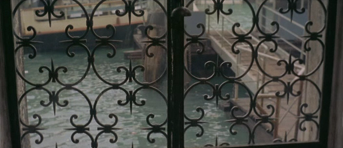 Who.Saw.Her.Die.1972.dvdrip_[1.46]_[teko][(102159)18-36-56].PNG