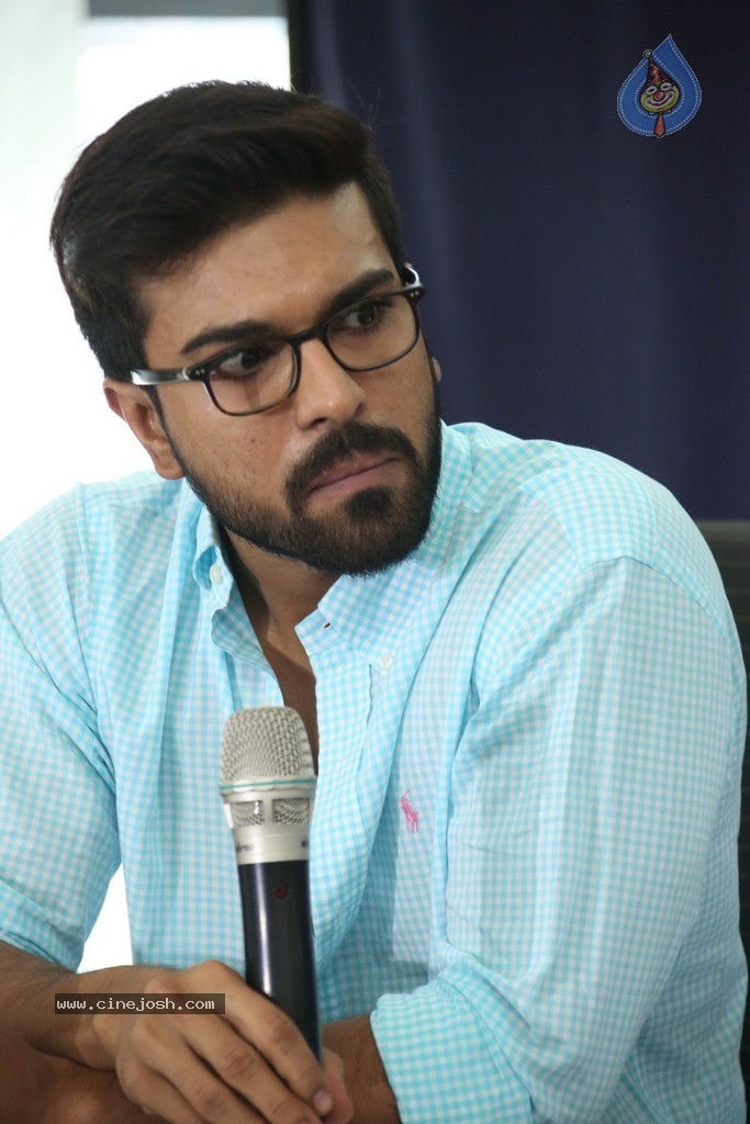 ram_charan_interview_photos_1410140403_037.jpg