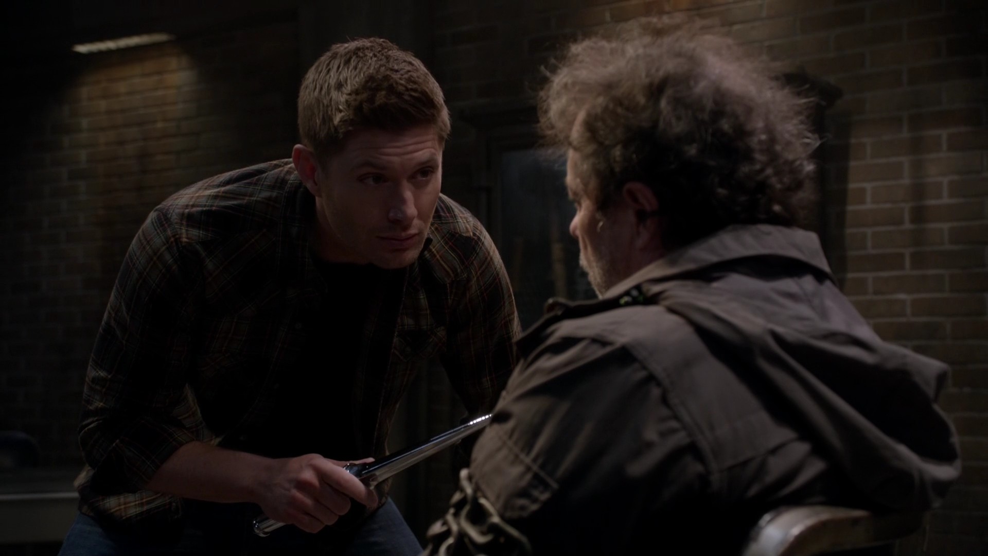 Supernatural игра пароль. Врата ада сверхъестественное. Matt Riley сверхъестественное. Supernatural 9x03. Supernatural 9x18 Metafiction.