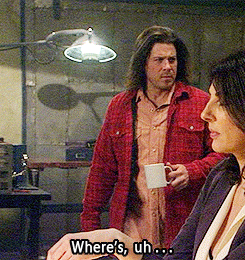 tumblr_nlg2liYrn61rjpg23o2_250-01.gif
