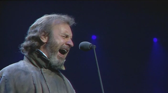 Les Miserables - 10th Anniversary Concert.CD1[(010840)18-28-04].JPG