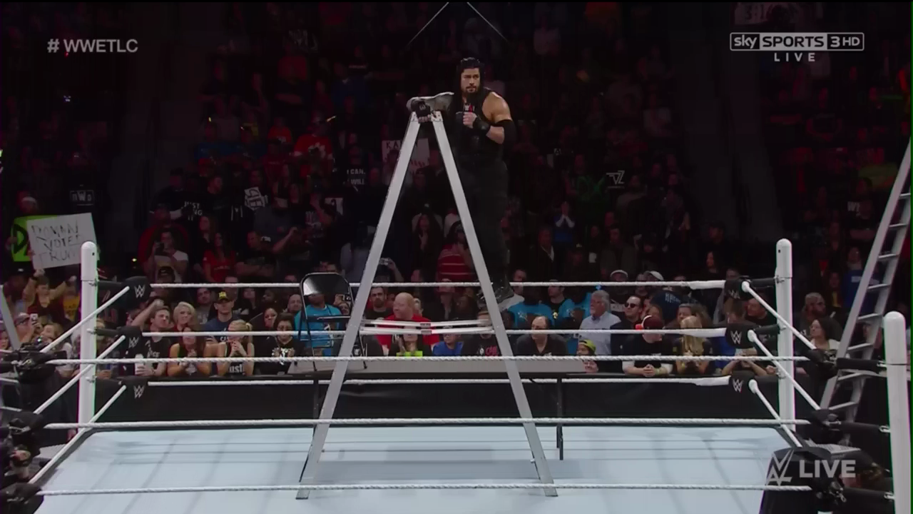WWE.Raw.12.07.15.720p.HDTV.H264-XWT.mp4_20151208_111414.390.png