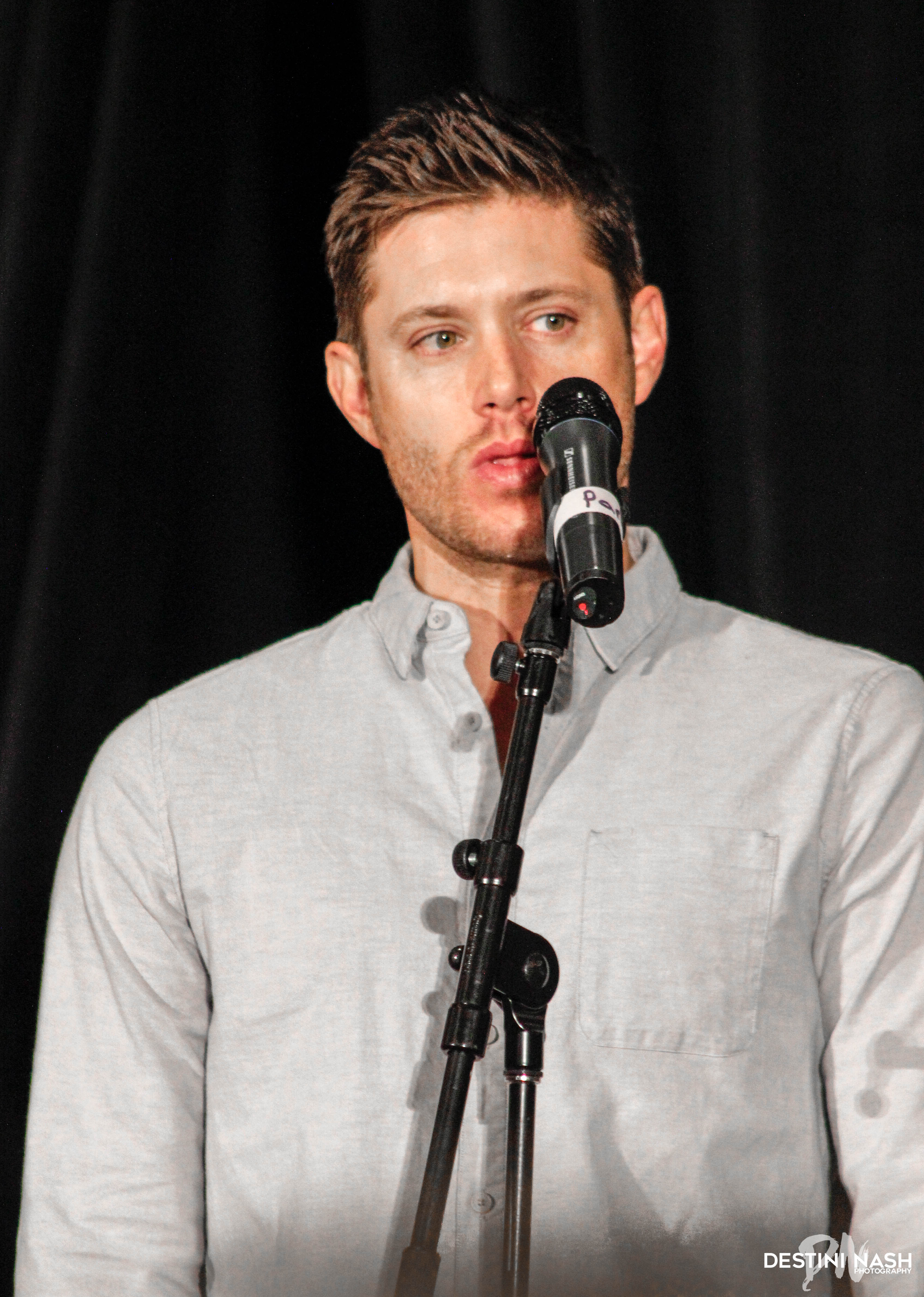 Jensen Ackles (#DallasCon)_00025.jpg