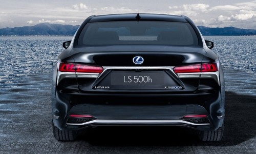 lexus2.jpg
