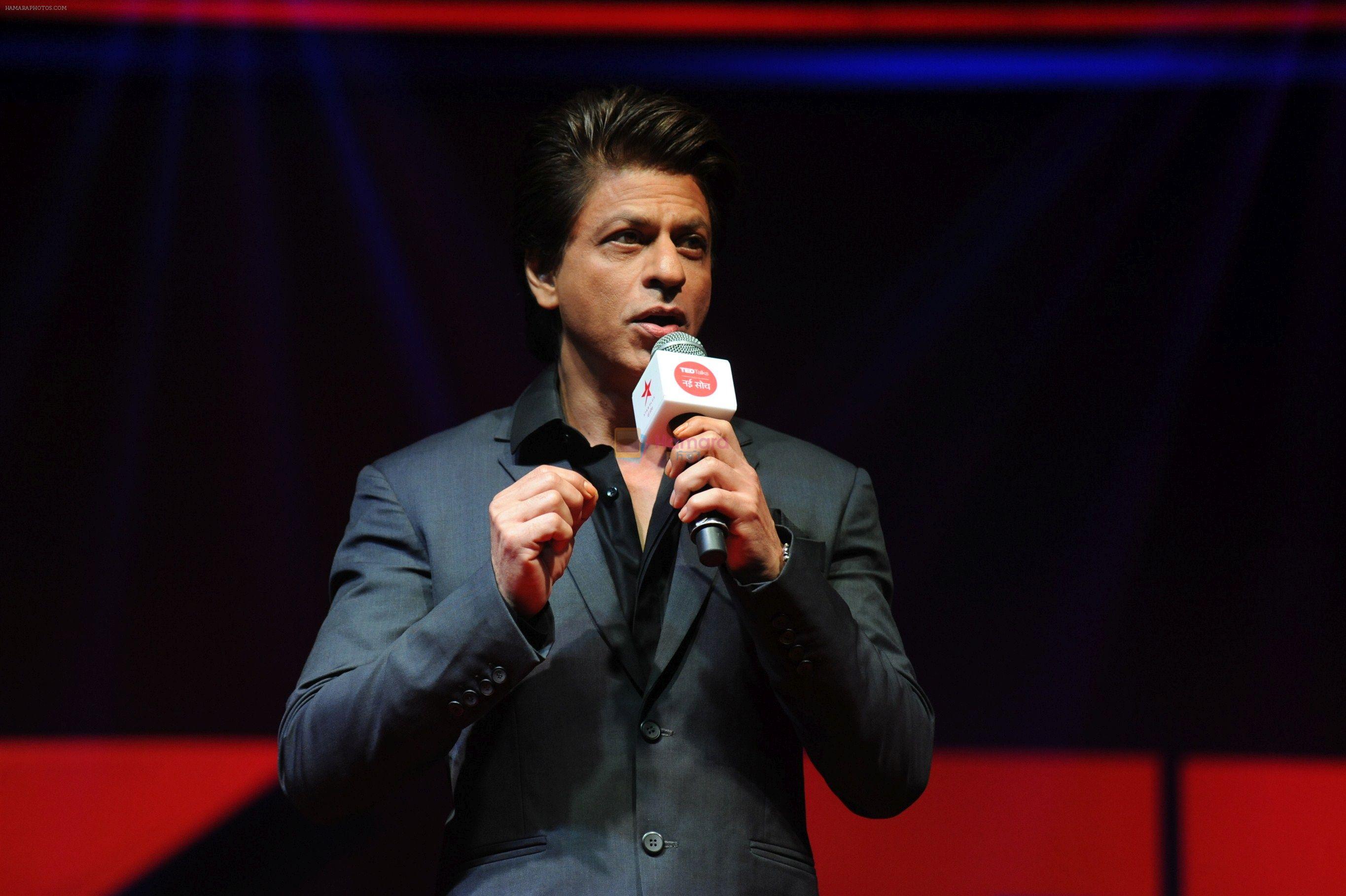 hpse_fullsize__901636789_Shah Rukh Khan at the Launch Of TED Talks India Nayi Soch on 6th Oct 2017 (34)_59d784320d936.jpg