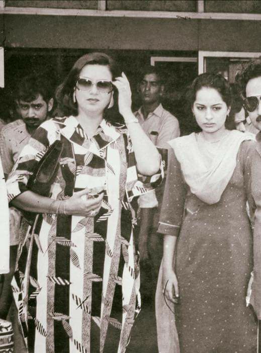 Babita and Divya Rana in 1985.jpg