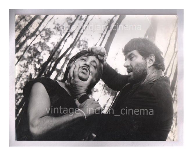 Original-Bollywood-photo-Shakti-kapoor-Dharmendra-In-Qayamat-1983.jpg