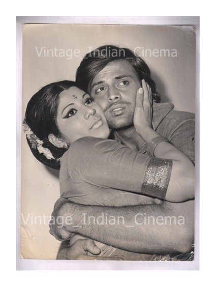 Original-Bollywood-photo-Asha-sachdev-Vikram-In-Do-chattane.jpg