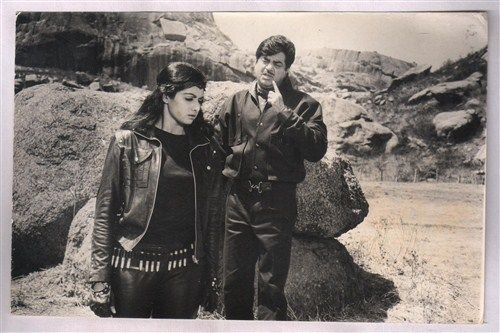 Original-Bollywood-photo-Shatrughan-Sridevi-In-Sherni-1988-10cmX16cm.jpg