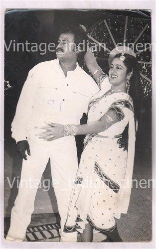 Original-Bollywood-photo-Rajnikanth-Radhika-In-Asli-nakli-1986.jpg