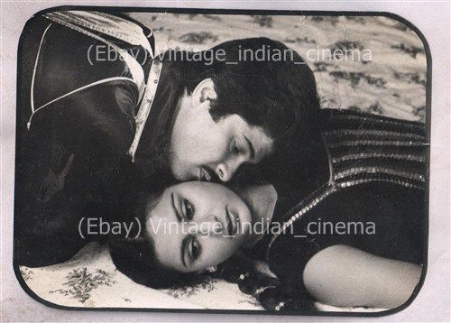 Original-Bollywood-photo-Anil-kapoor-Poonam-In-Laila-1984.jpg
