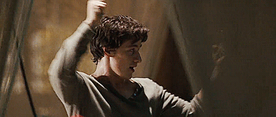 tumblr_p4tfs08lVa1wot2xbo4_540.gif