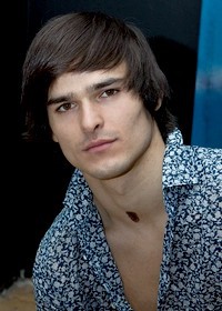 Илья Мирошников