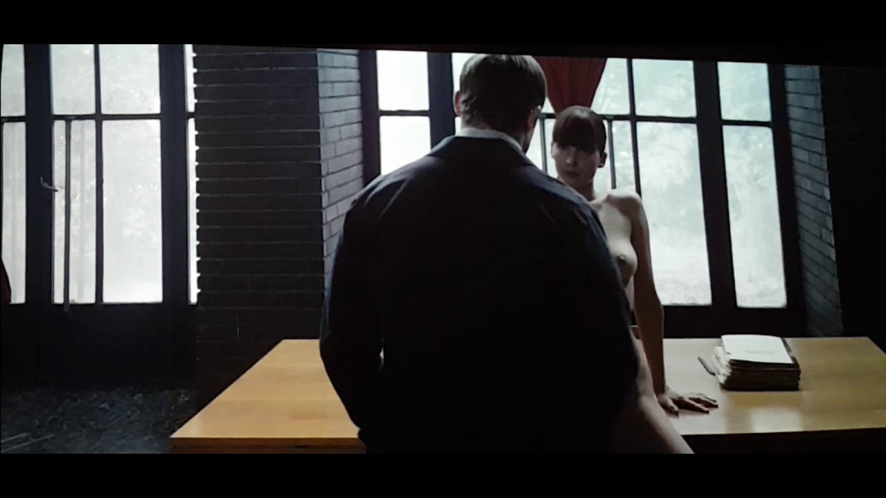 Red-Sparrow-12-thefappeningblog.com_.jpg