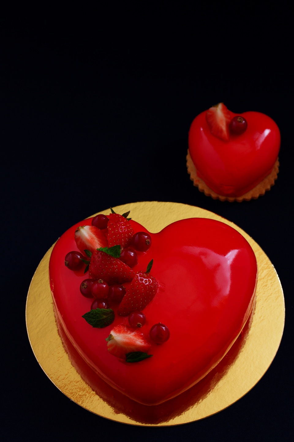 Valentine's_Day_Sweets_Cakes_Cake_Berry_Black_540054_960x1440.jpg