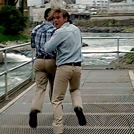 418 tumblr_oxueoyn7BY1rd5v7wo1_r1_400 2.gif