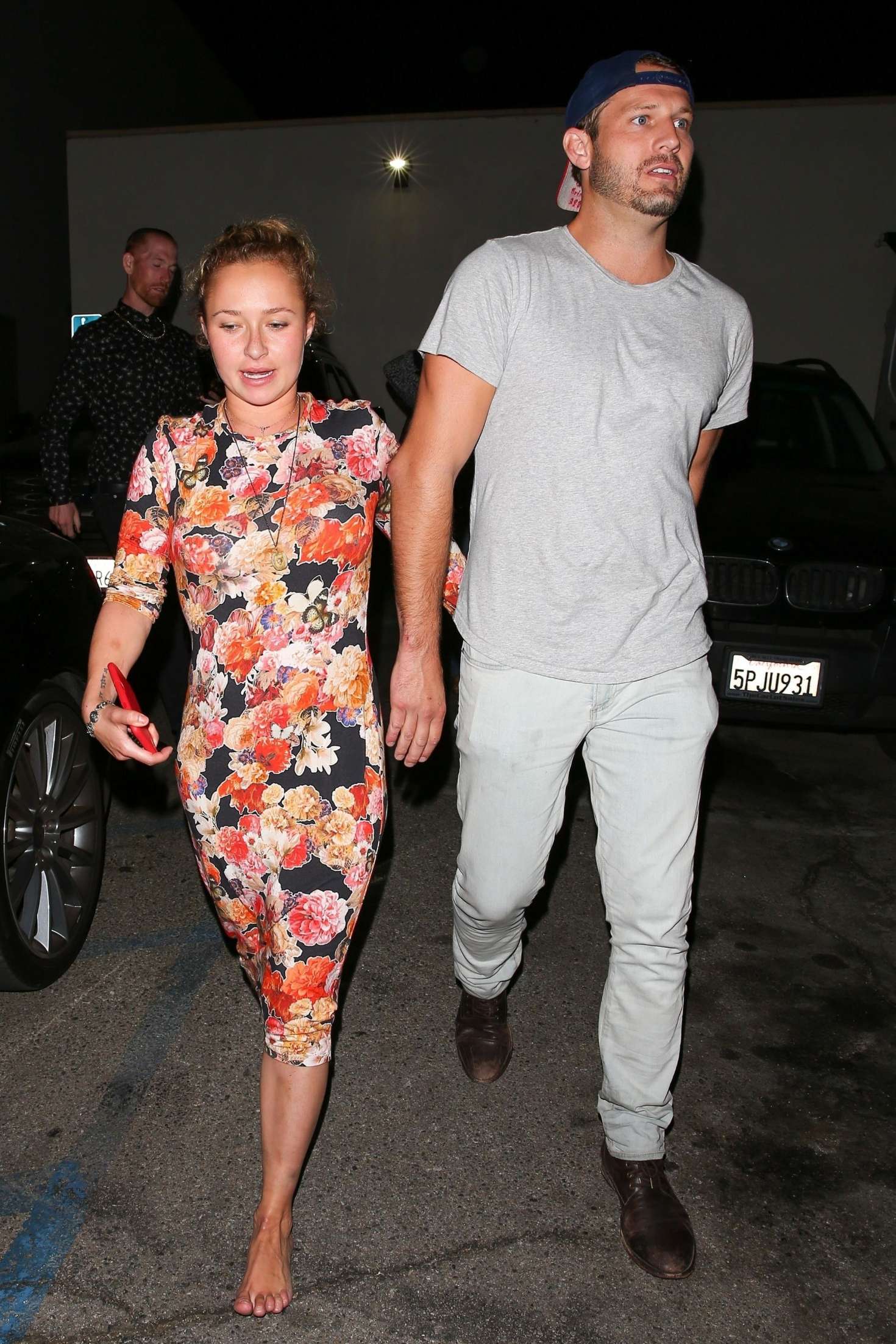 Hayden-Panettiere-in-Floral-Dress--14.jpg