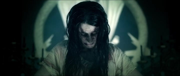 Luciferina 2018 WEB-DLRip.avi_snapshot_00.54.33_[2018.11.17_18.12.33].jpg