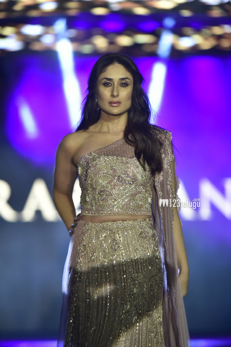 1 Kareena Kapoor (2).JPG