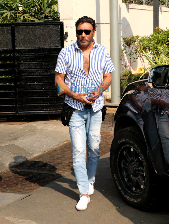 Jackie-Shroff-snapped-in-Mumbai-1.jpg
