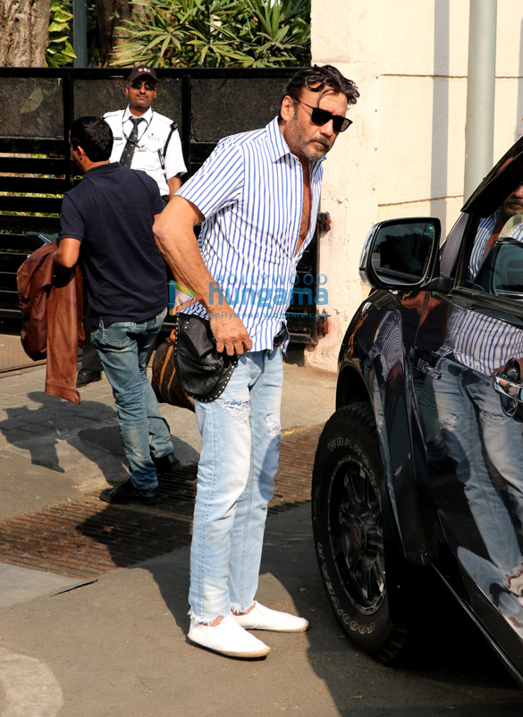 Jackie-Shroff-snapped-in-Mumbai-5.jpg