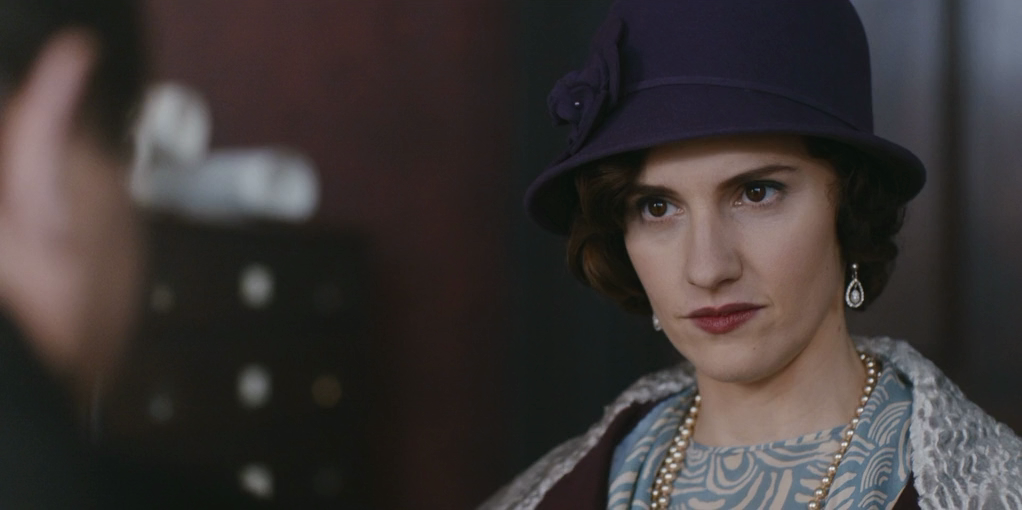 Агата и правда об убийстве.(2018).BDRip-AVC.[-=DoMiNo=-].mkv_20190304_134902.862.png