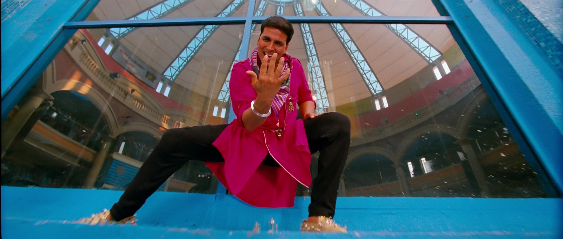 2012 - Khiladi 786 -2- Lonely_1080p_sub.mkv5686.jpg