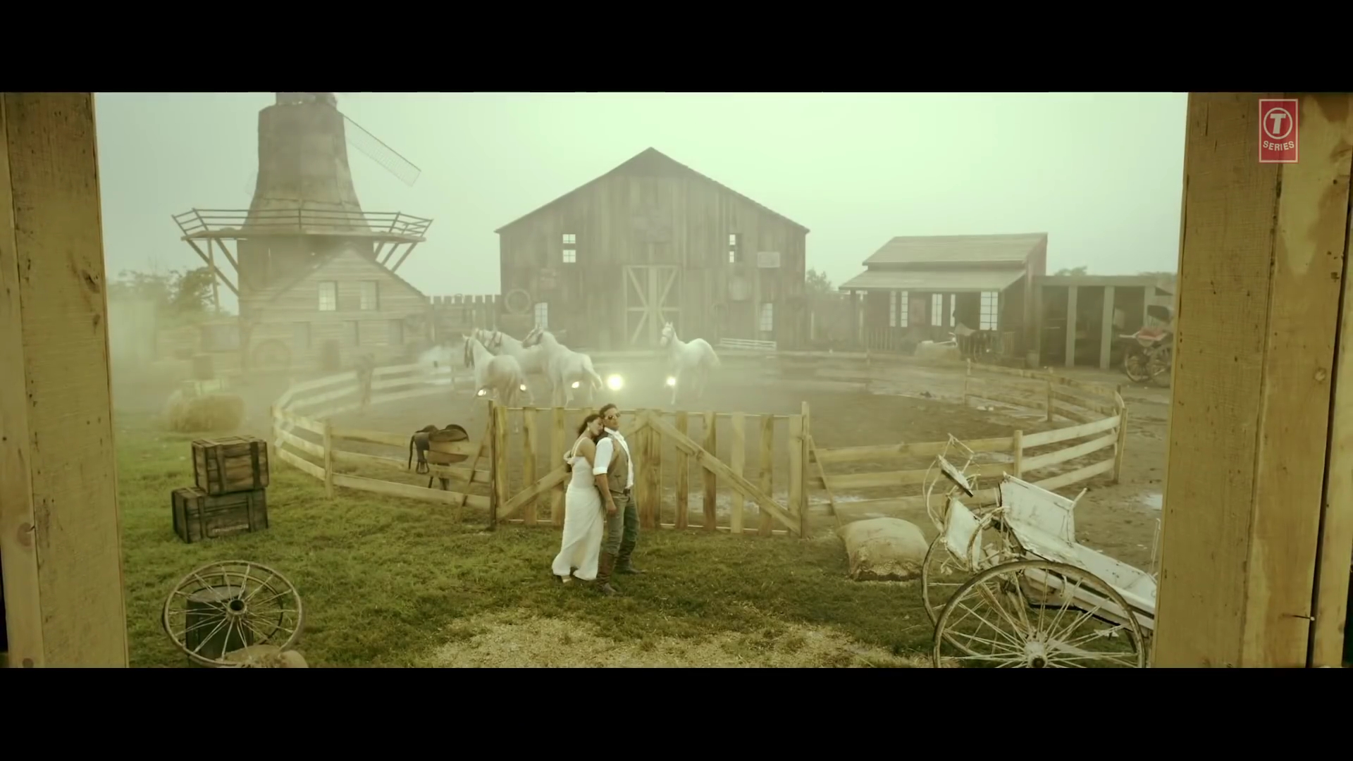 2013 - Boss - Har Kisi Ko_1080p_YT.mp49431.jpg