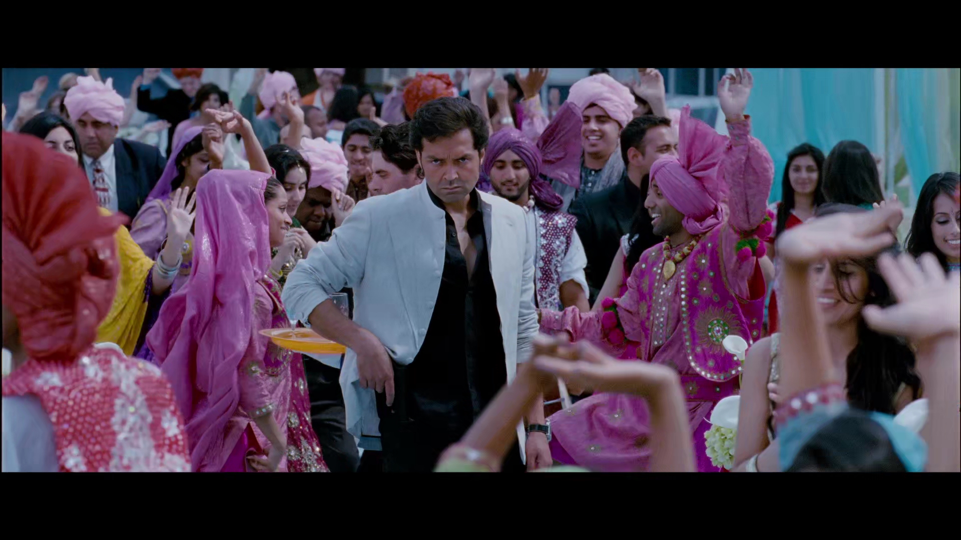 2011 - Thank you -5- Khushiwon Di Mela_1080p_sub.mkv2473.jpg