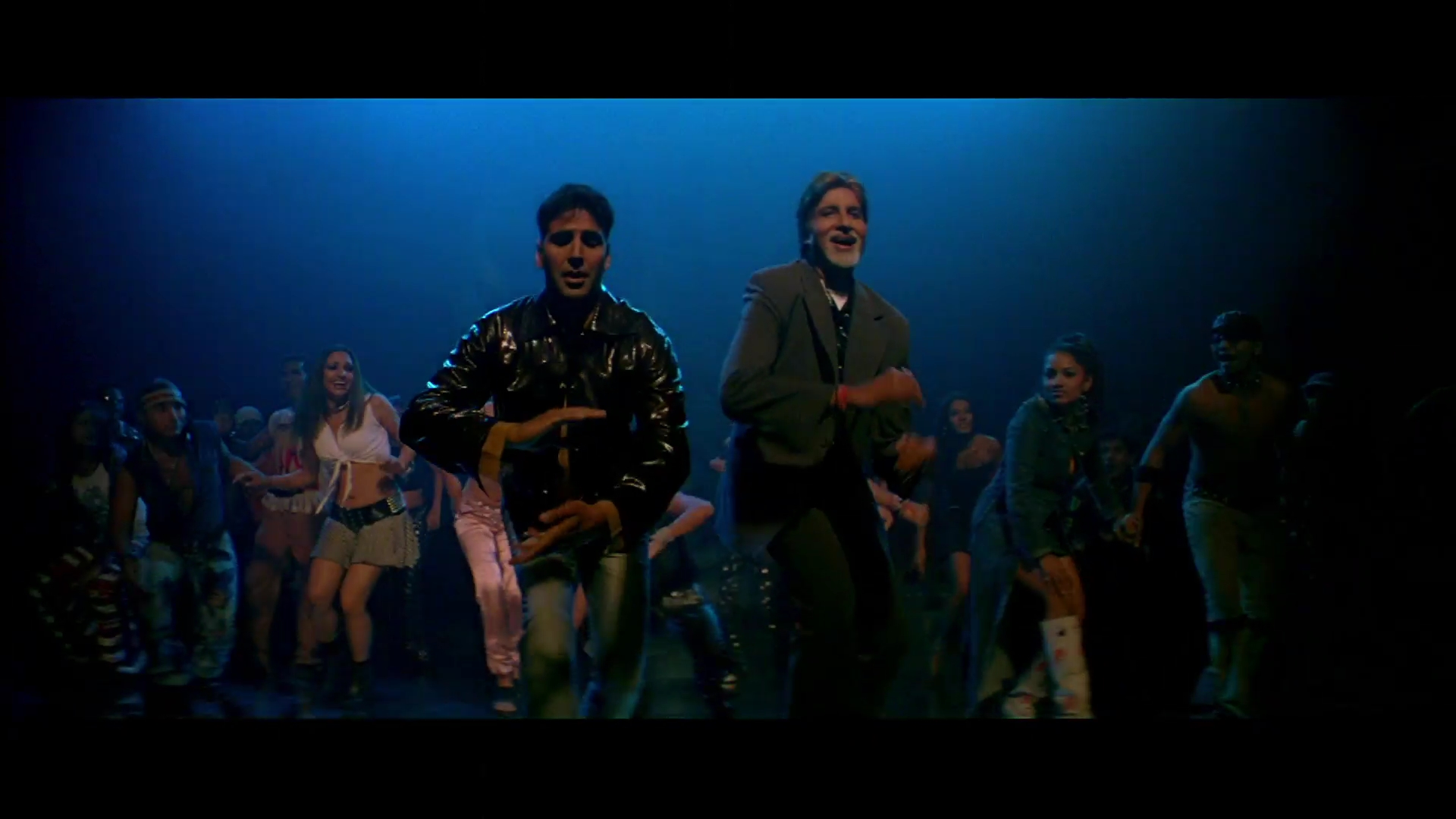 2005 - Waqt -2- Apne Jahanke_1080p_sub.mkv0733.jpg