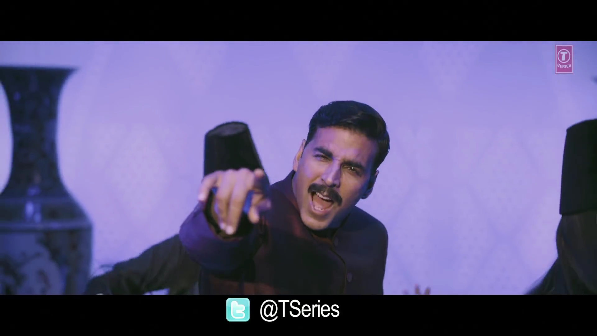 2013 - Once Upon a Time in Mumbai Dobaara! - Bismillah_1080p_YT.mp410941.jpg